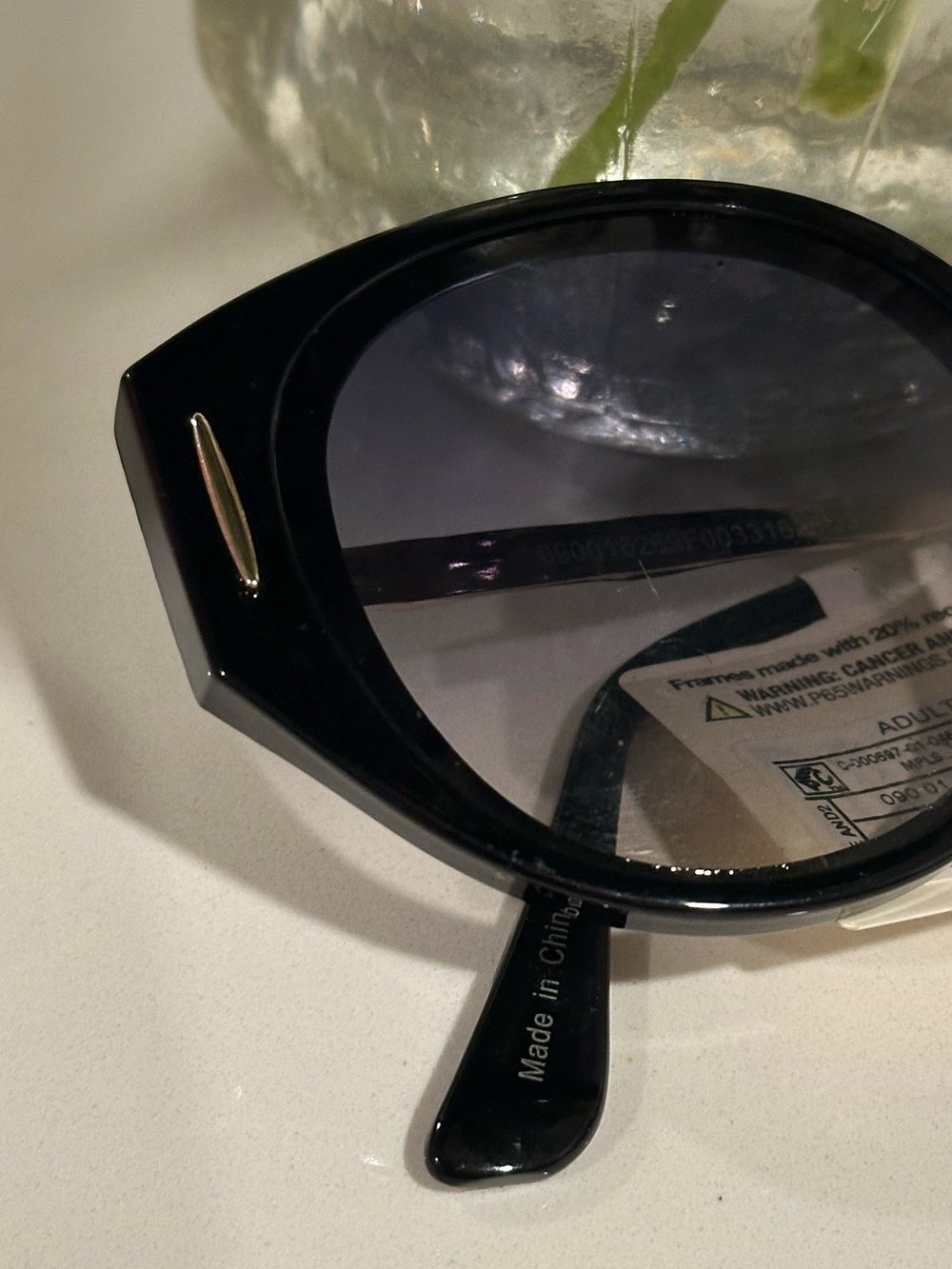 A New Day Black Angular Round Sunglasses Gold Accent Gradient Lenses NWT - Picture 7 of 7